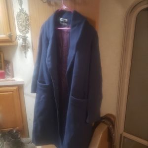 Montaldo's mens 100% wool navy trench